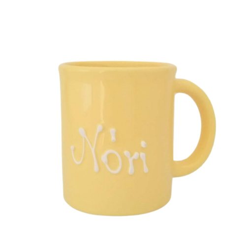 Pastellgelbe Standard Tasse mit Namensschriftzug