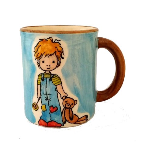 Tasse kleiner junge